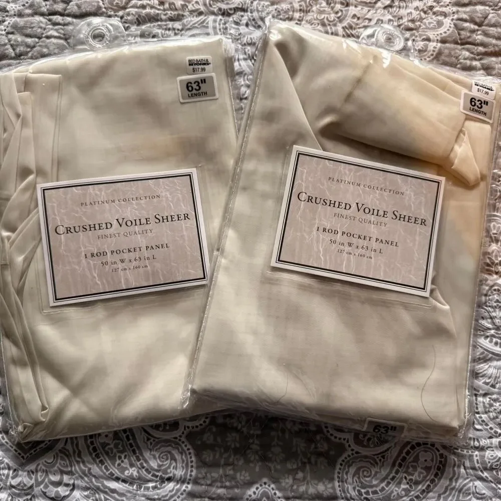 Bed Bath and Beyond Cream and White Soft-furnishings-textiles